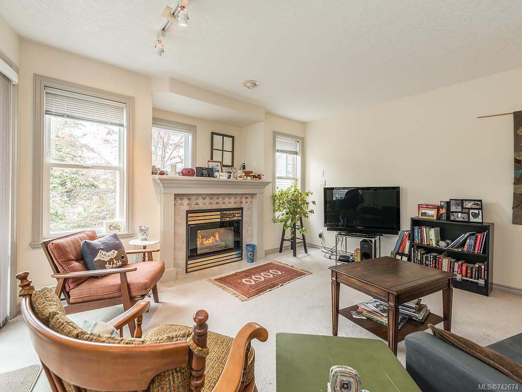 204-320 Menzies St