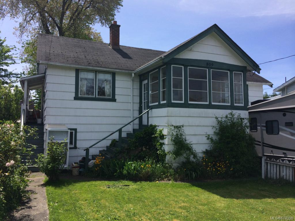 809 Old Esquimalt Rd