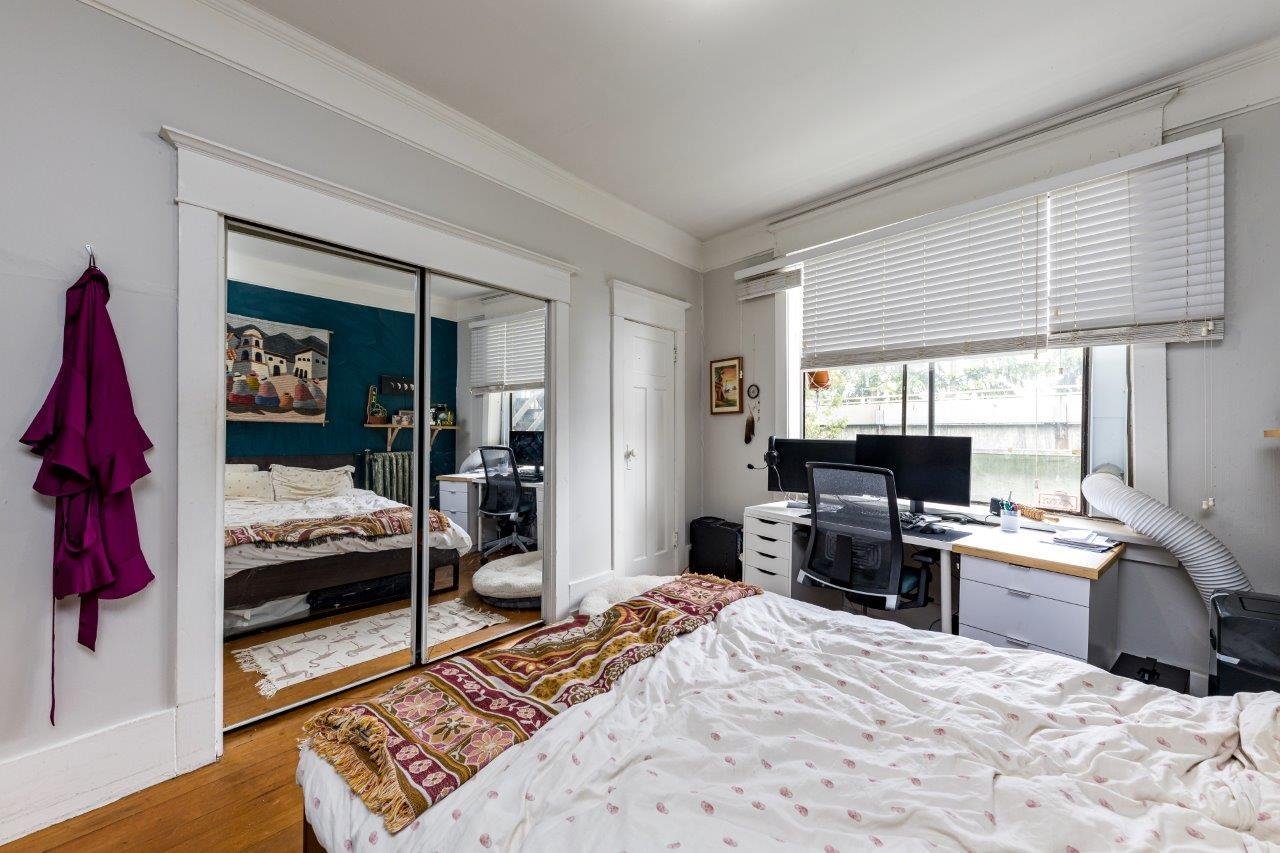 2043 Stainsbury Avenue, Vancouver