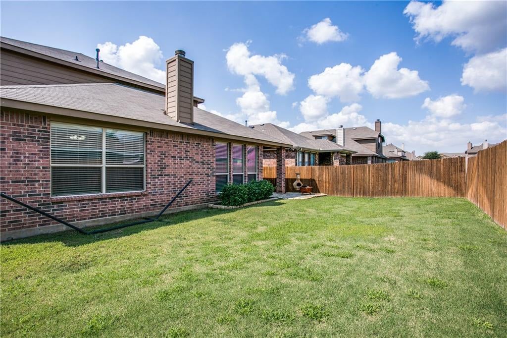 2709 Triangle Leaf Dr