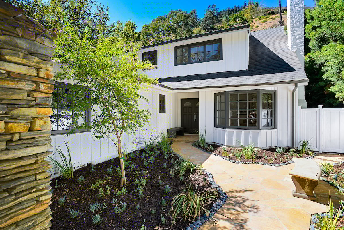 1449 Benedict Canyon Drive