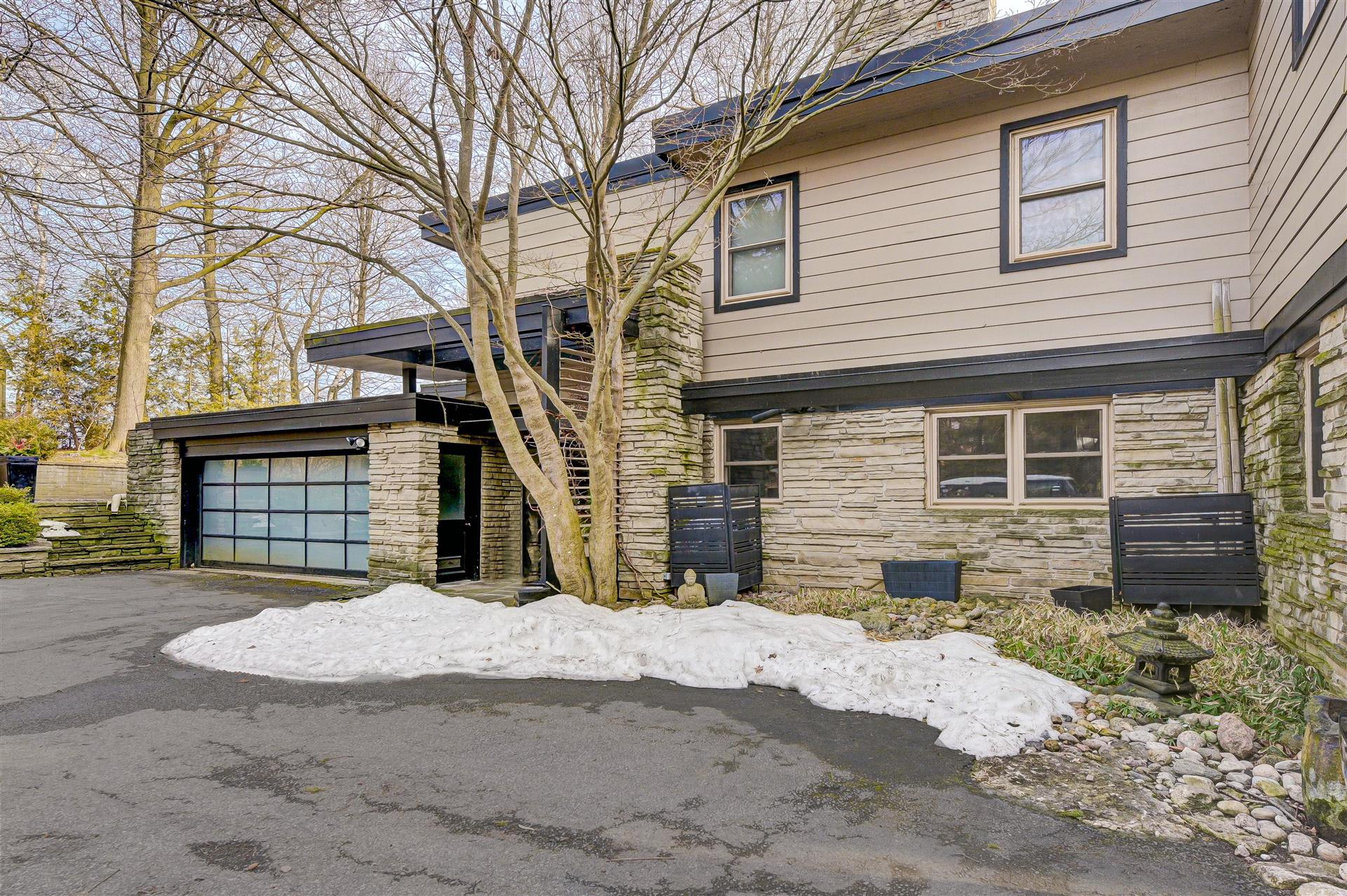5 Lakehill Cres