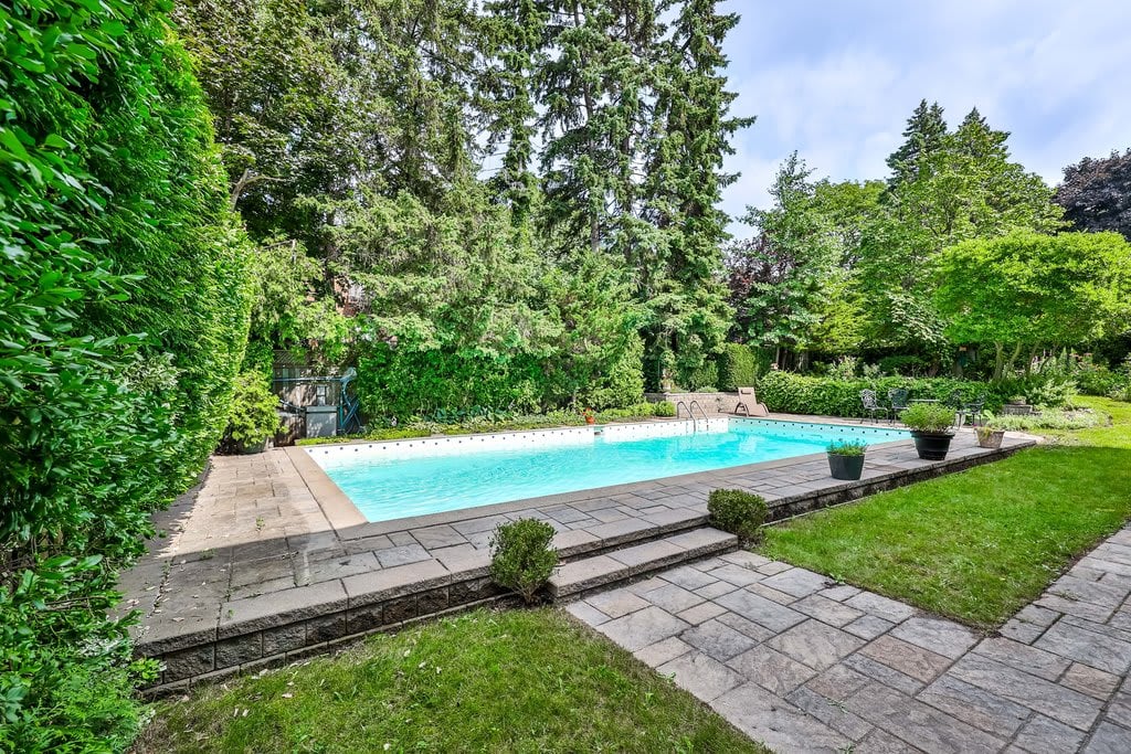 1483 Spring Rd