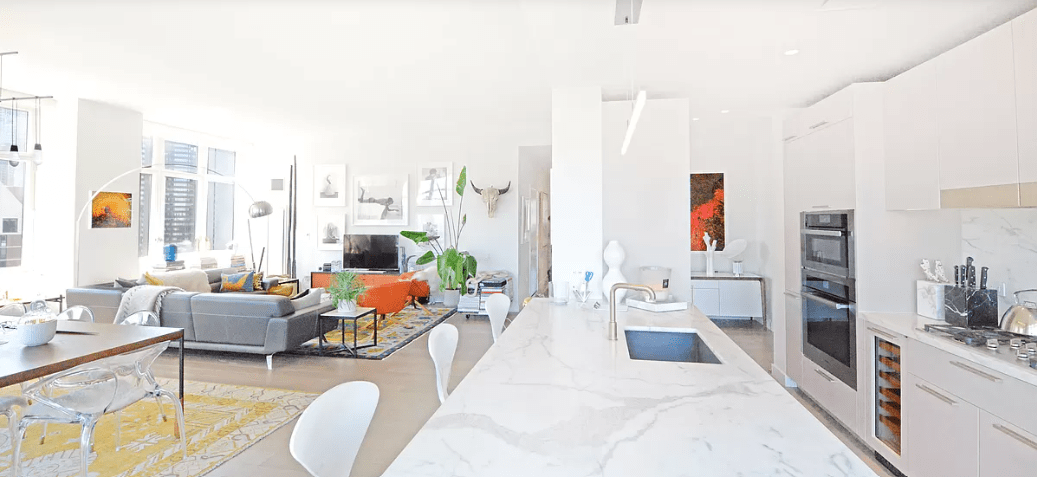 305 East 51st Street Unit: 26A