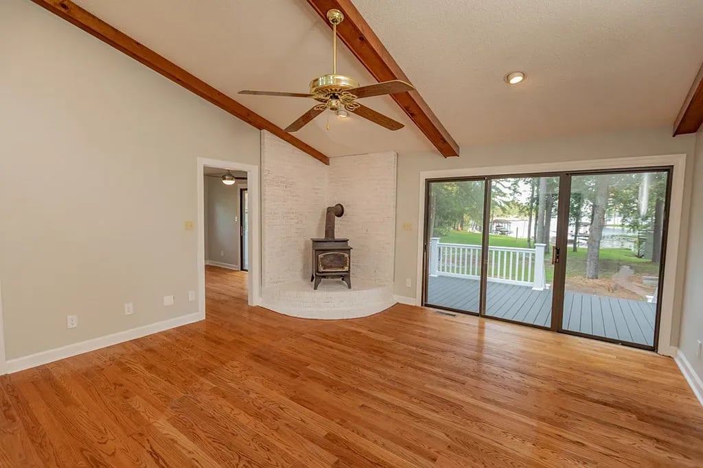 444 Timberline Dr