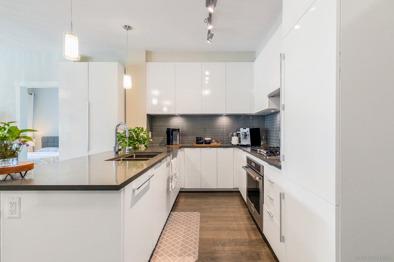 115-9366 Tomicki Avenue, Richmond