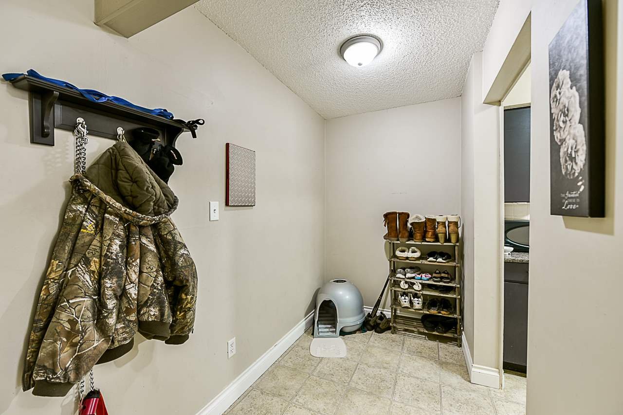 210-5294 204 St