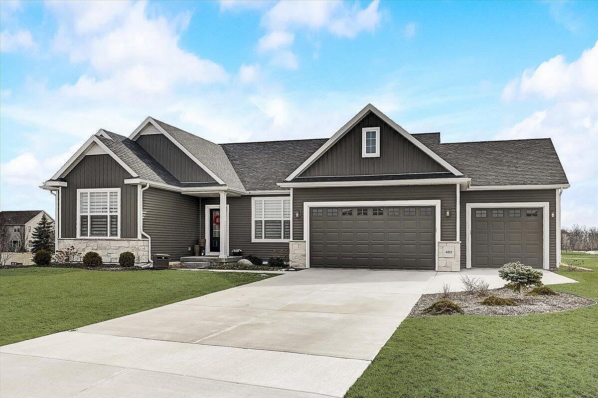 4819 W Bear Claw Ct