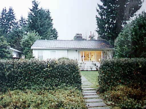1029 Lawson Ave