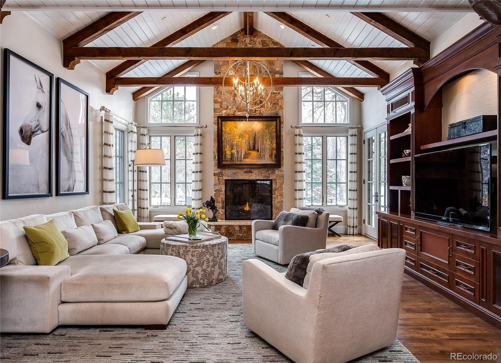 8  Viking Drive