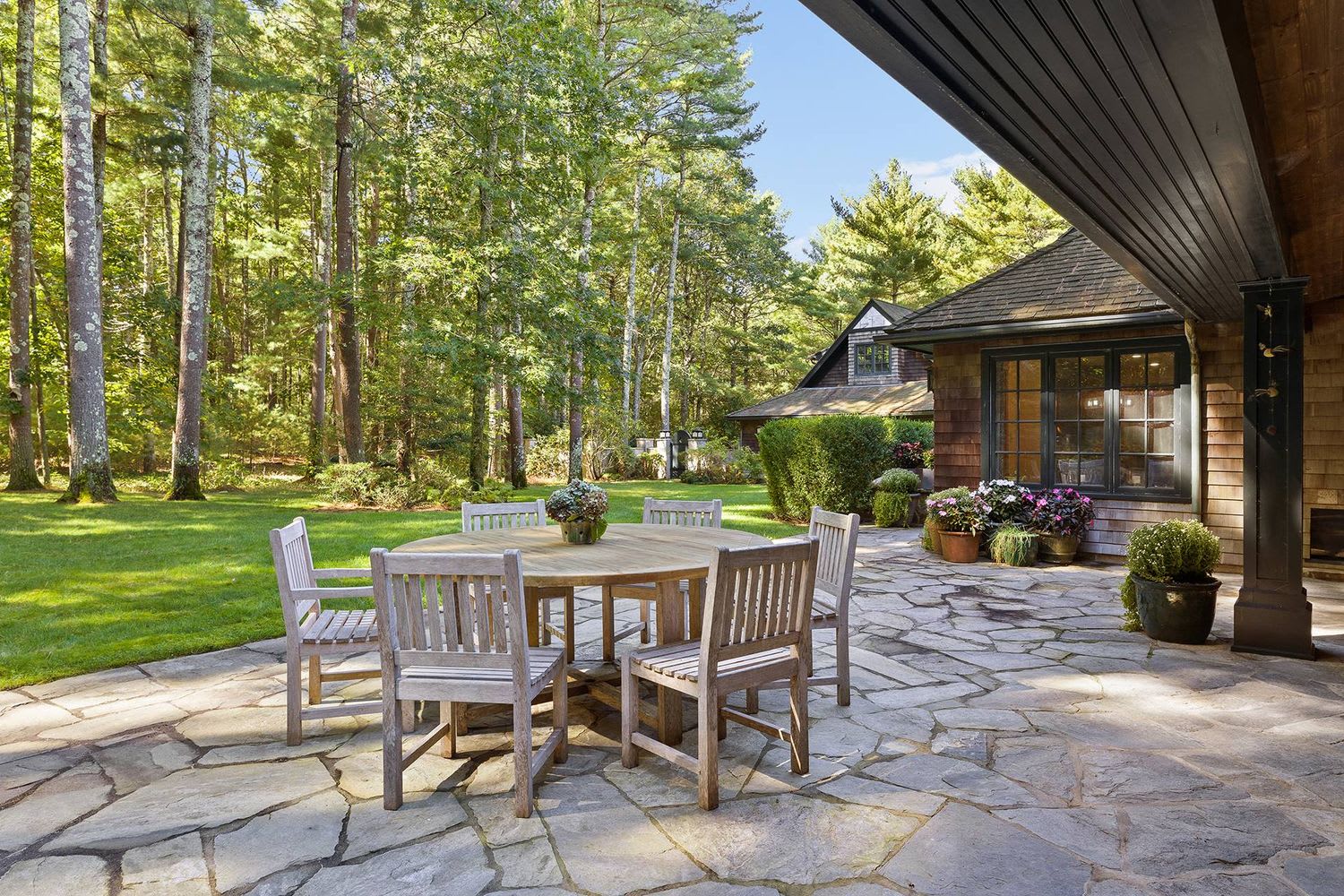 An Arts & Crafts Masterpiece in East Hampton