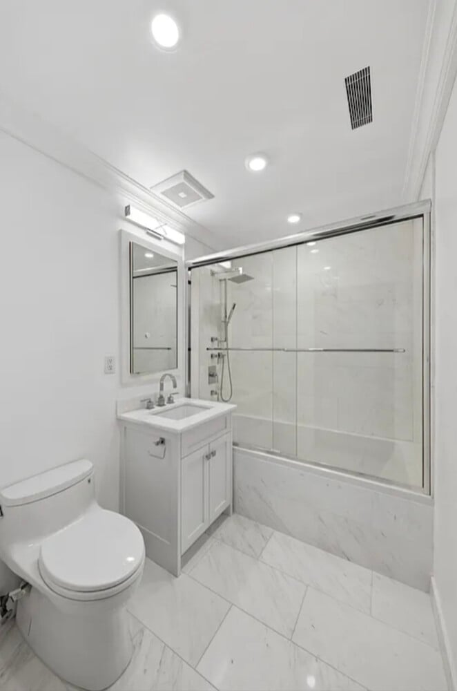 184 East 64th Street, Apt M
