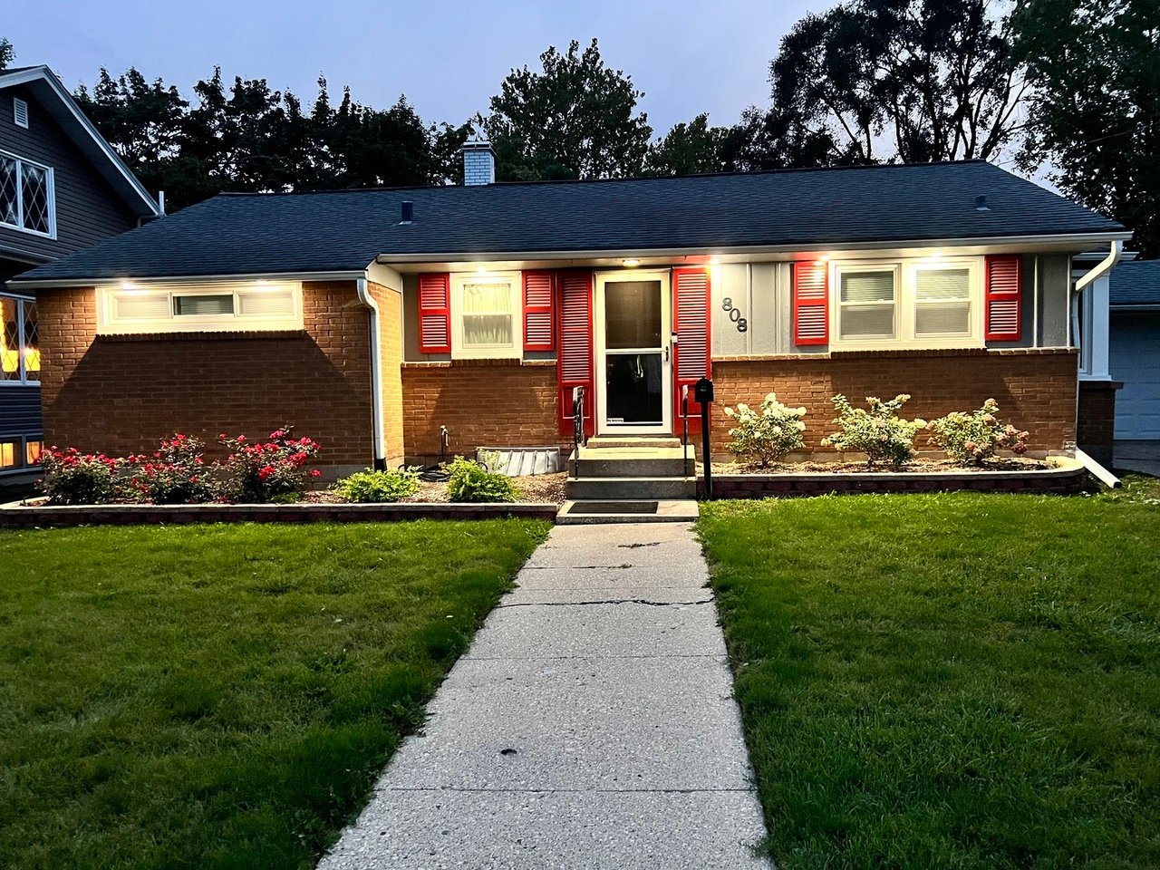 808 Bellevue Ave