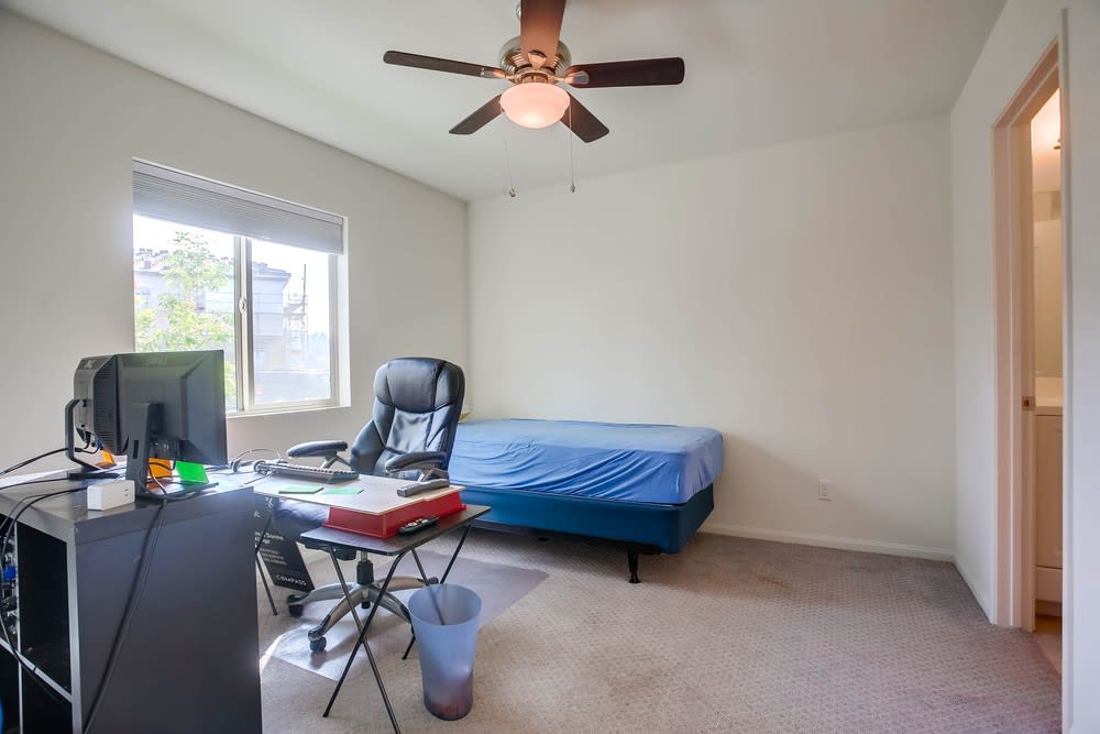 2229 Solara Ln 