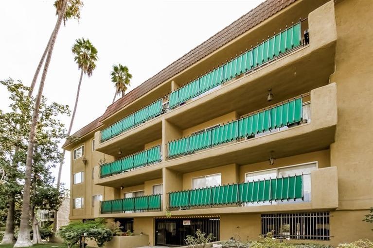 382 E California Blvd, #205
