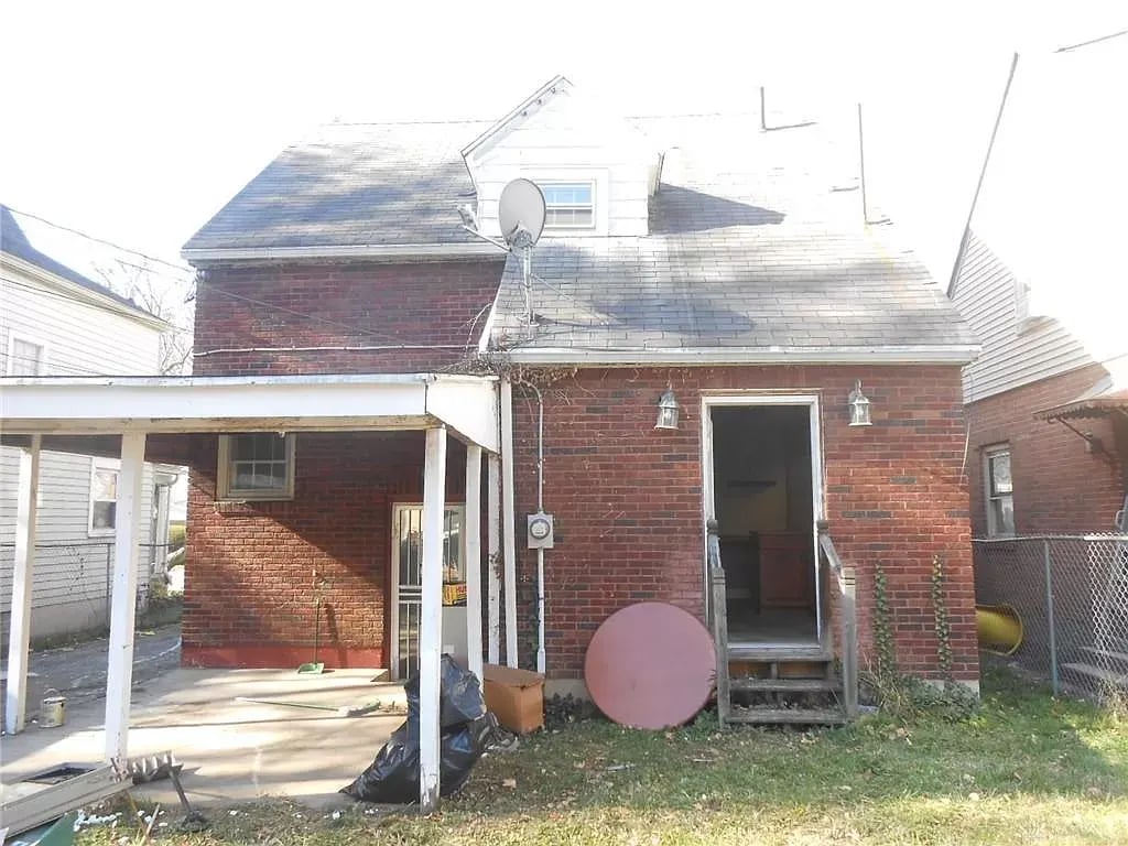 1946 Litchfield Ave