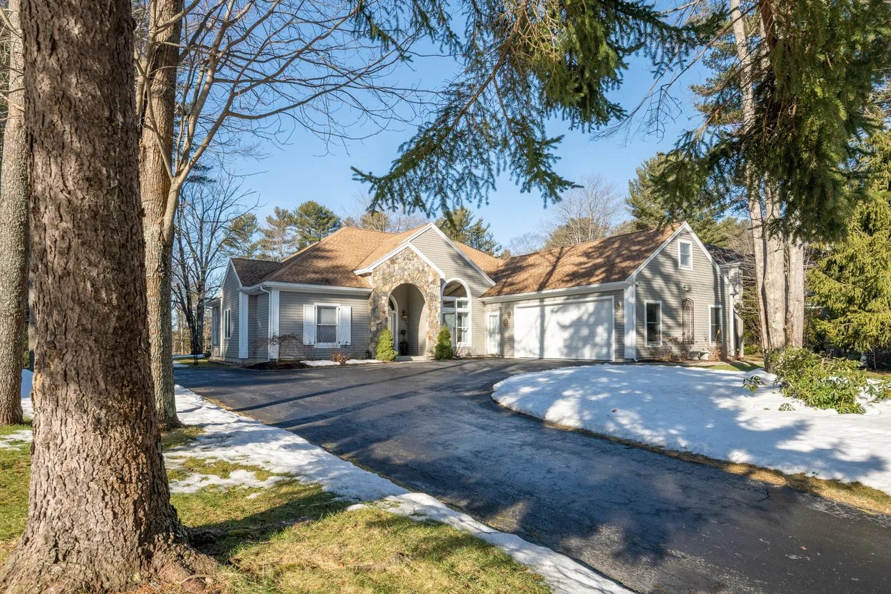 New Listing! 11 Evergreen Farms Road, Scarborough, Maine – $830,000