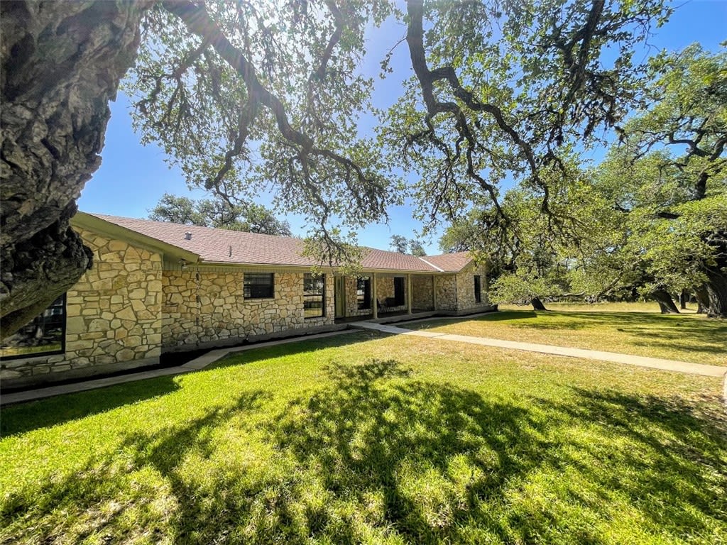 19 Heritage Oaks Dr