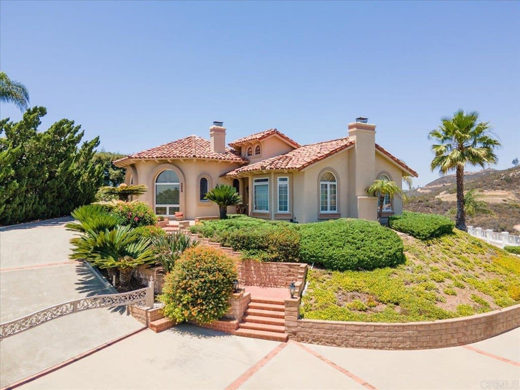 3056 Palm Hill Drive