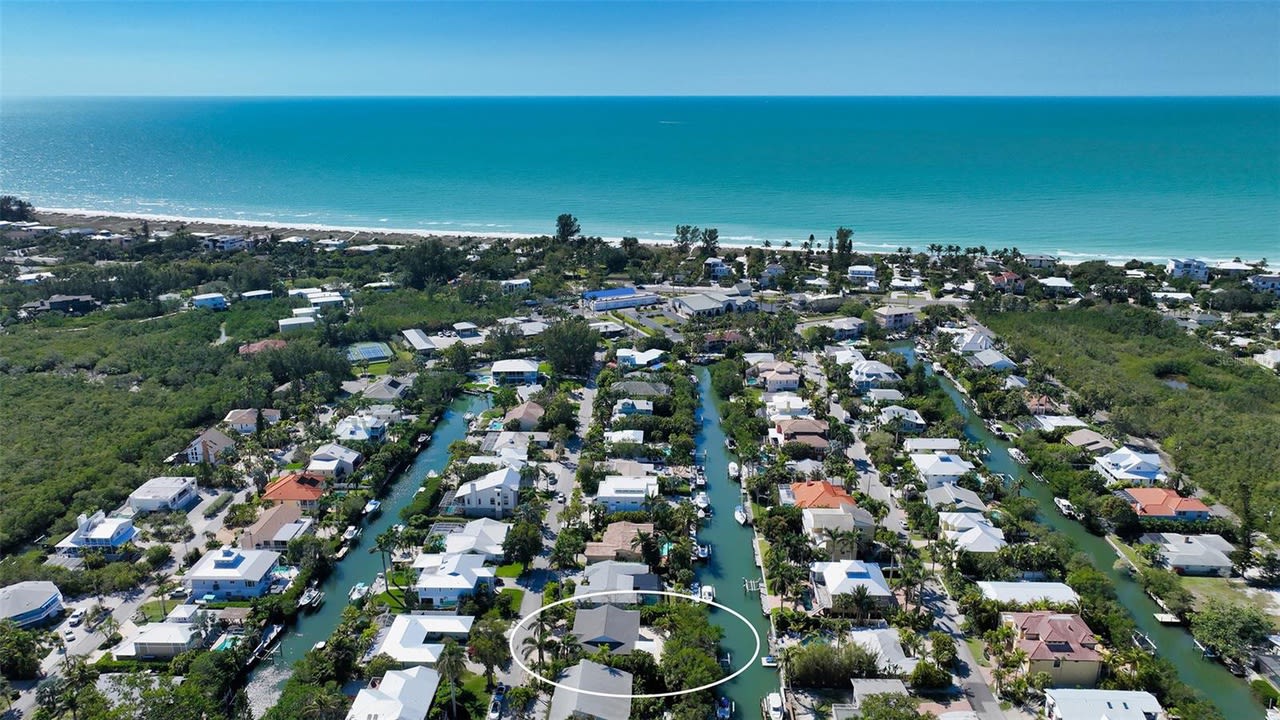 Price Reduction at 695 Marbury Lane - Longboat Key