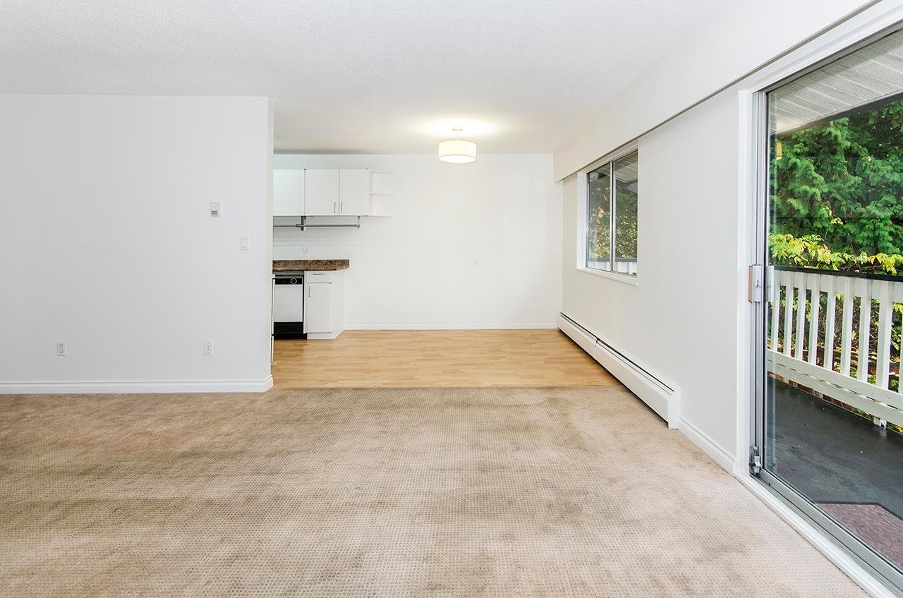 61-928 Premier St