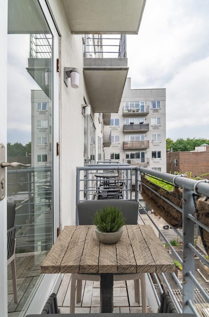 100 Maspeth Avenue, Apt 4-K