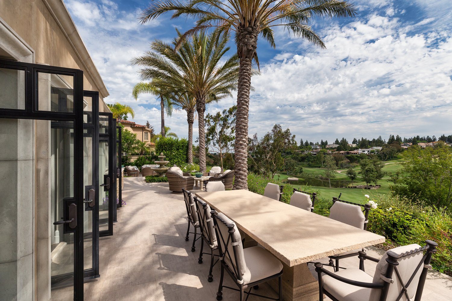 18 Canyon Fairway Dr