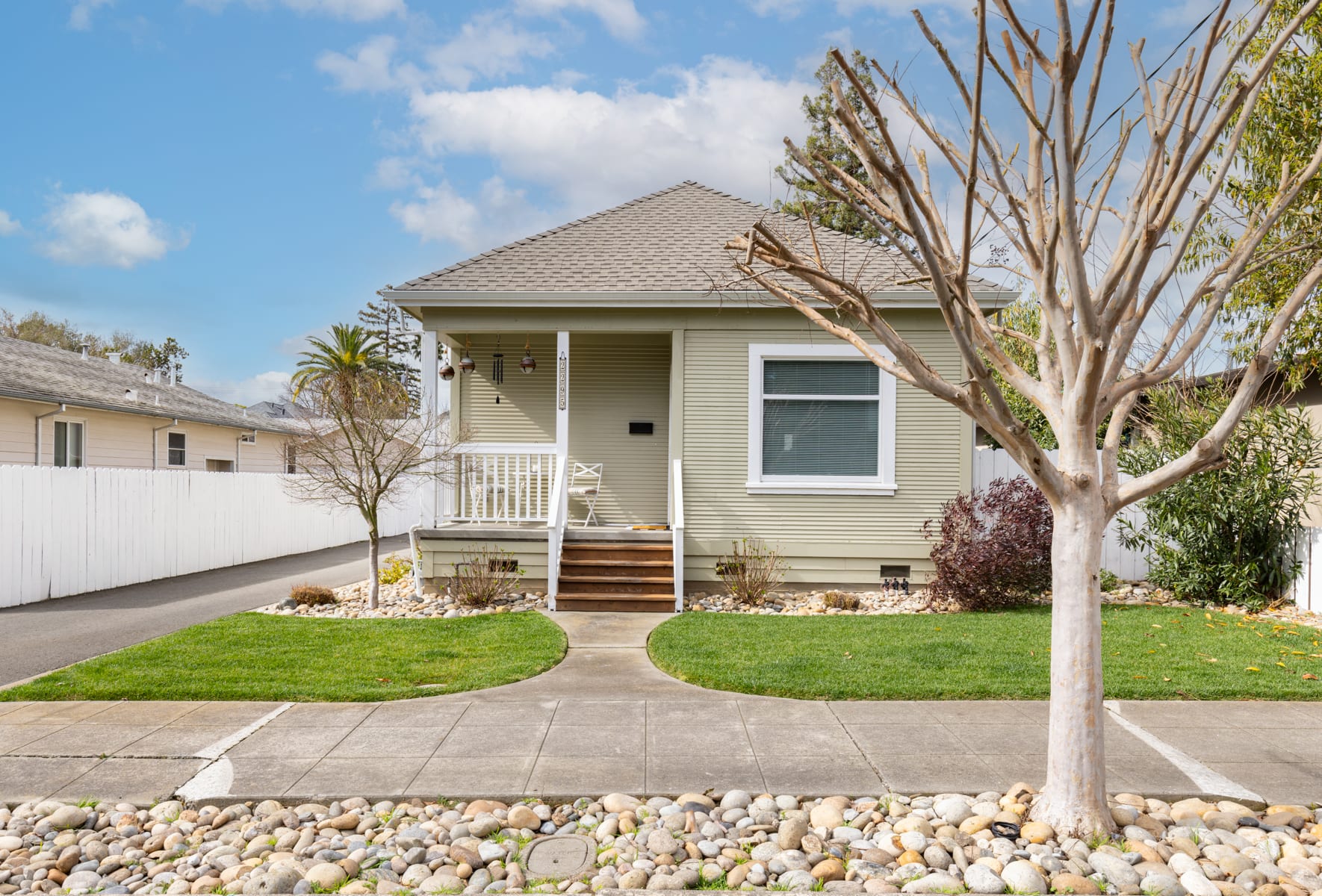 2295 Adrian St 