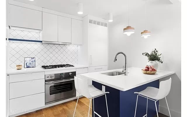 1249 Dekalb Avenue Unit: 3R