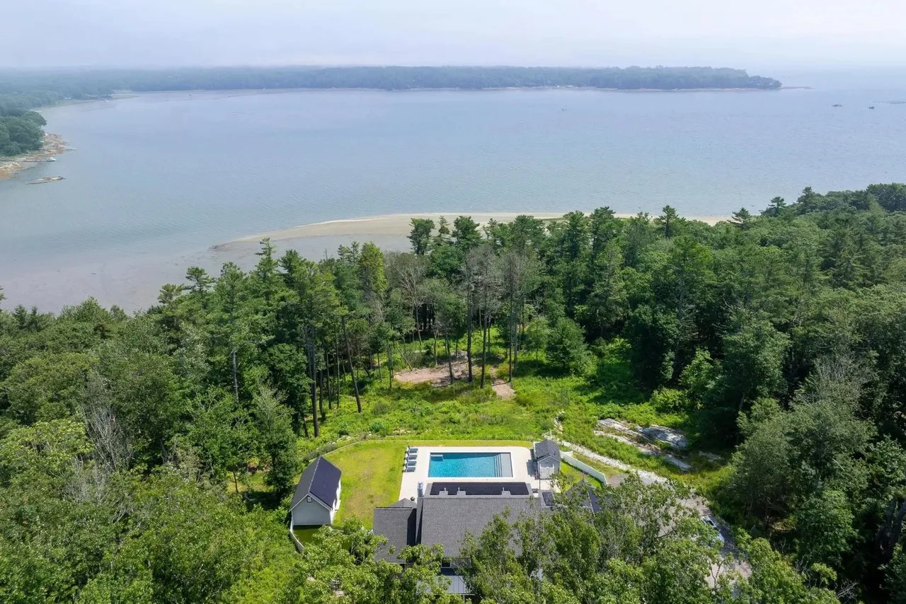 New Listing: 9 Bayview Drive, Cumberland, ME 04110 – $2,995,000