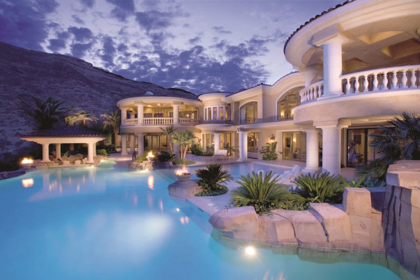 Luxury Market Report - January 2023