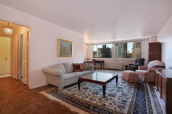 301 E 78th Street Unit: 12D