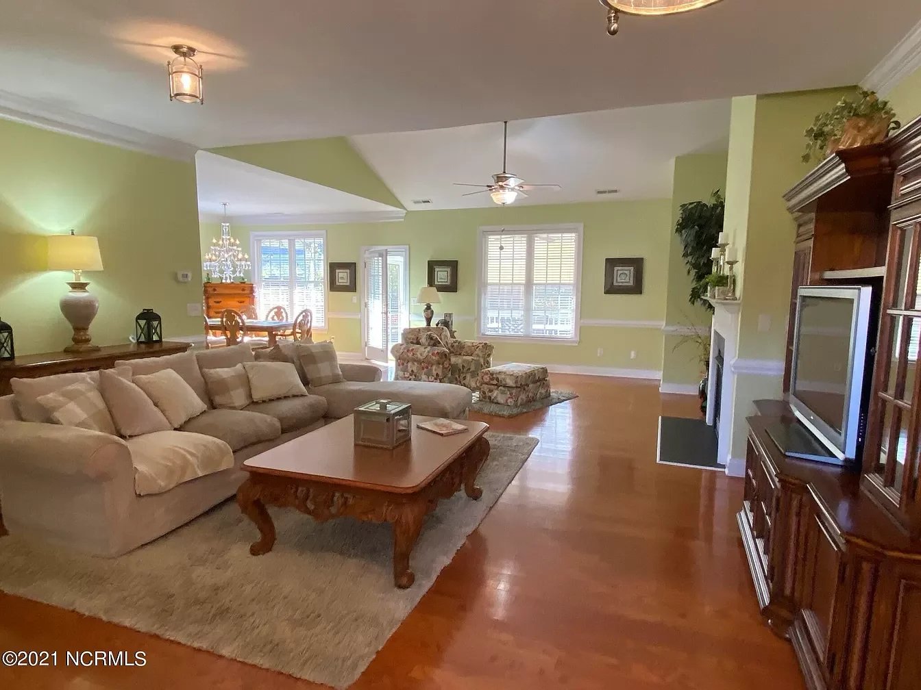 1010 Cordgrass Ln