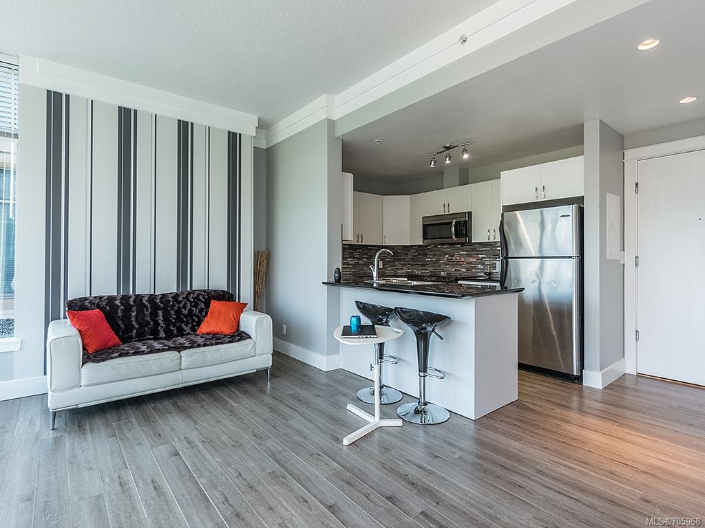 207-845 Yates St, Victoria