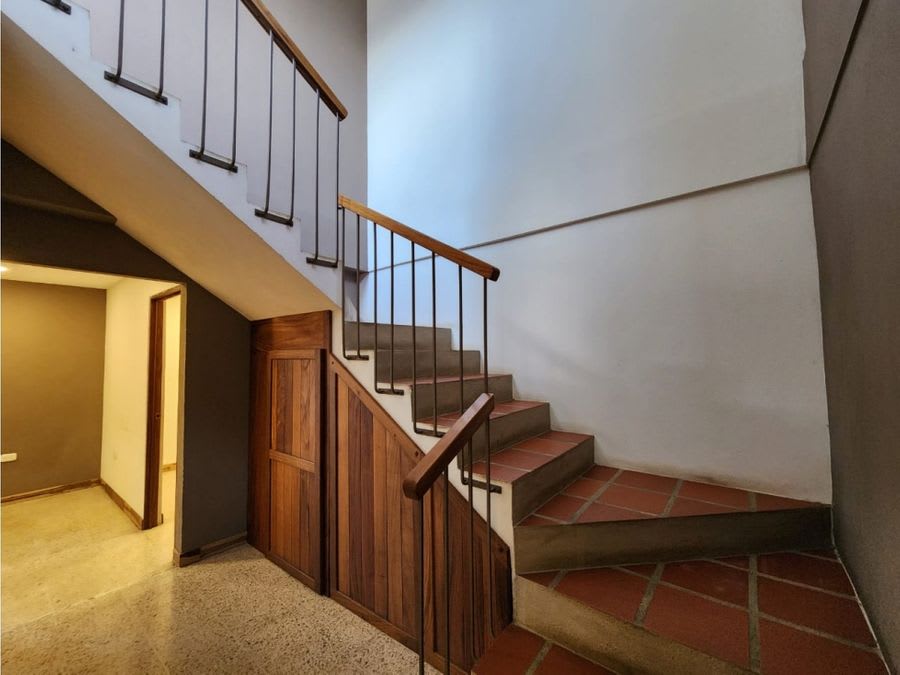 SE Vende Una Hermosa Casa Ubicada en San Isidro General