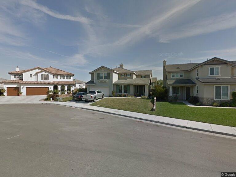 6542 Hollis St
