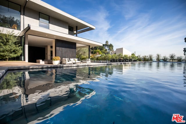 Blissful Opulent