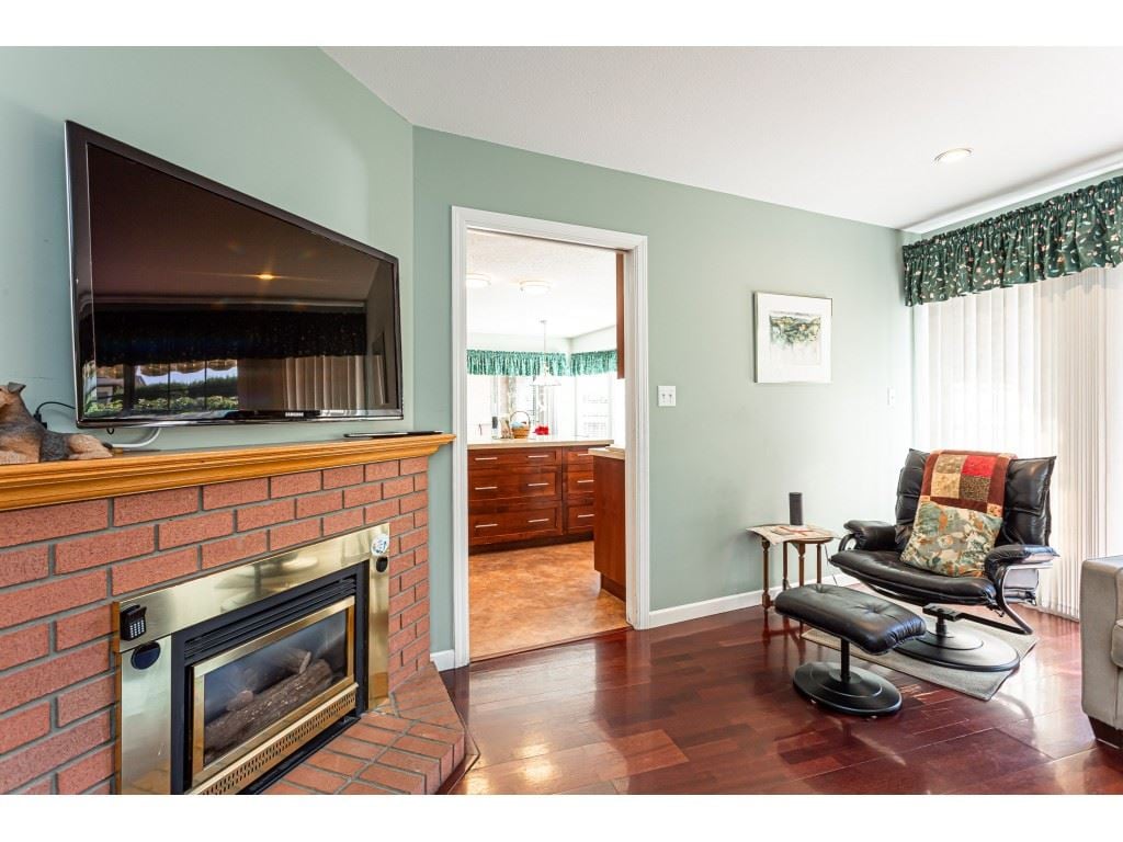 8168 154 St