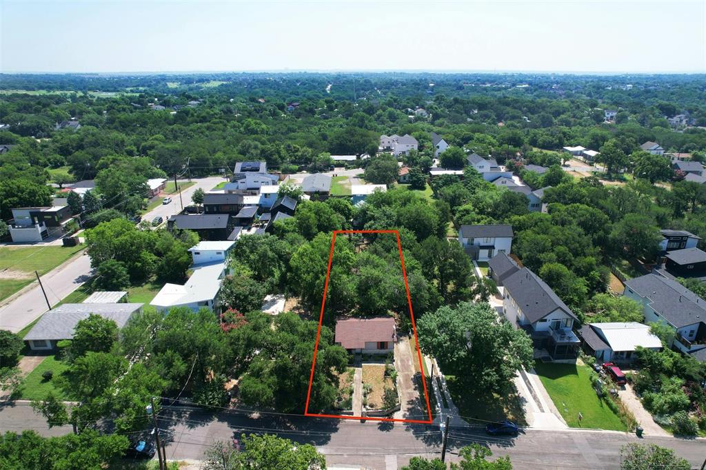 1605 Greenwood