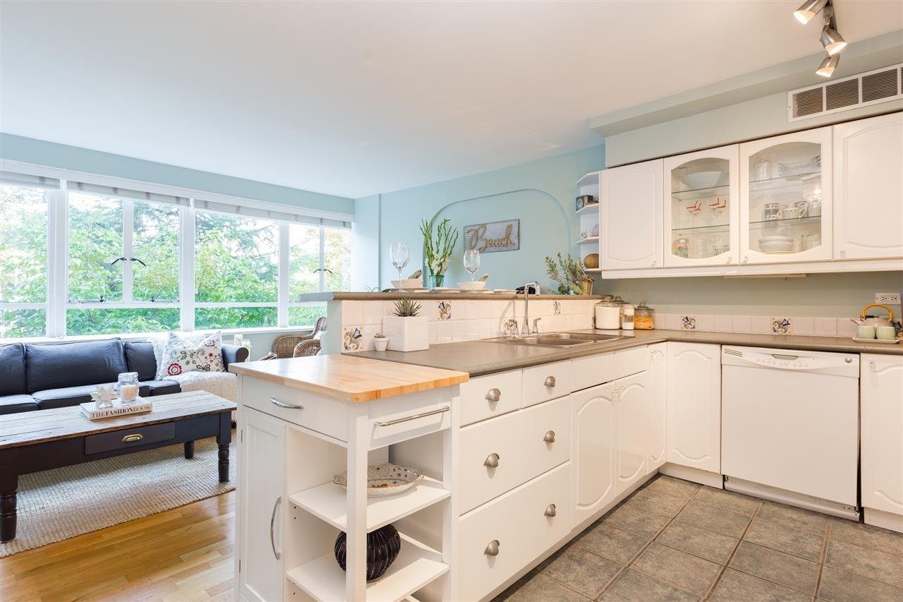 320-1445 Marpole Ave