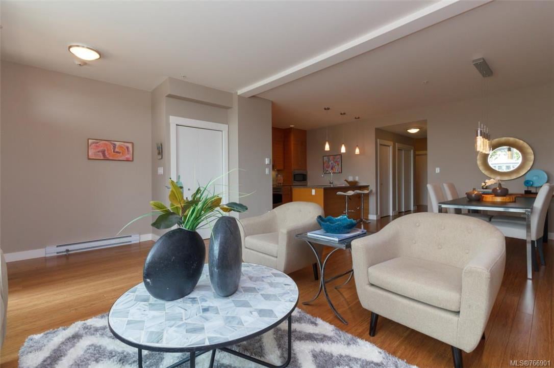 103-9820 Seaport Pl