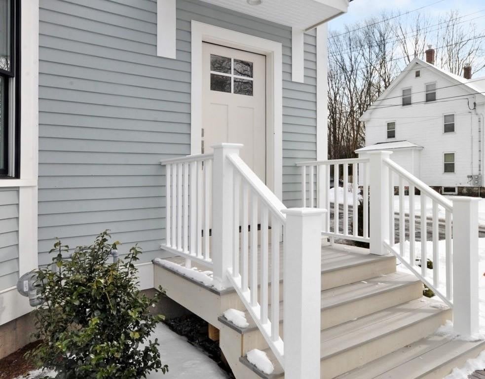 15 Maple Street