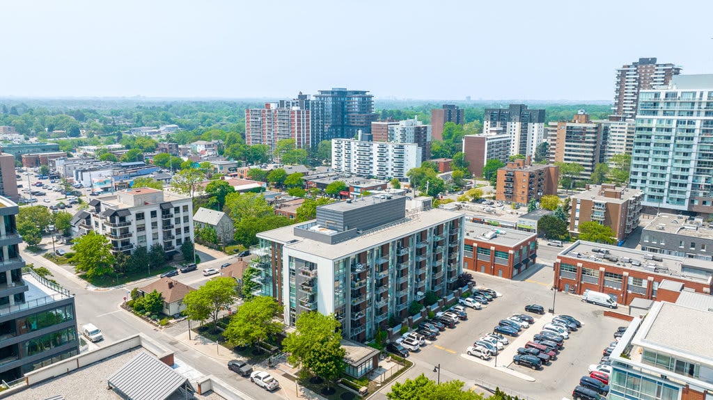 70 Port St E, Mississauga