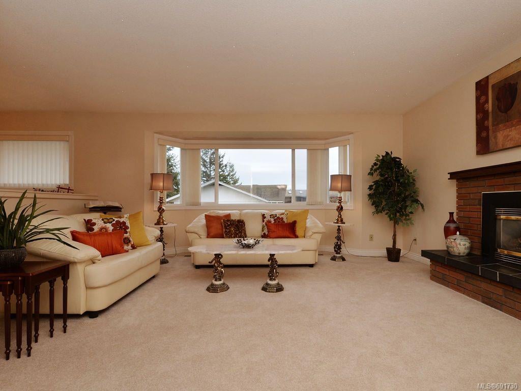 3775 JENNIFER Pl