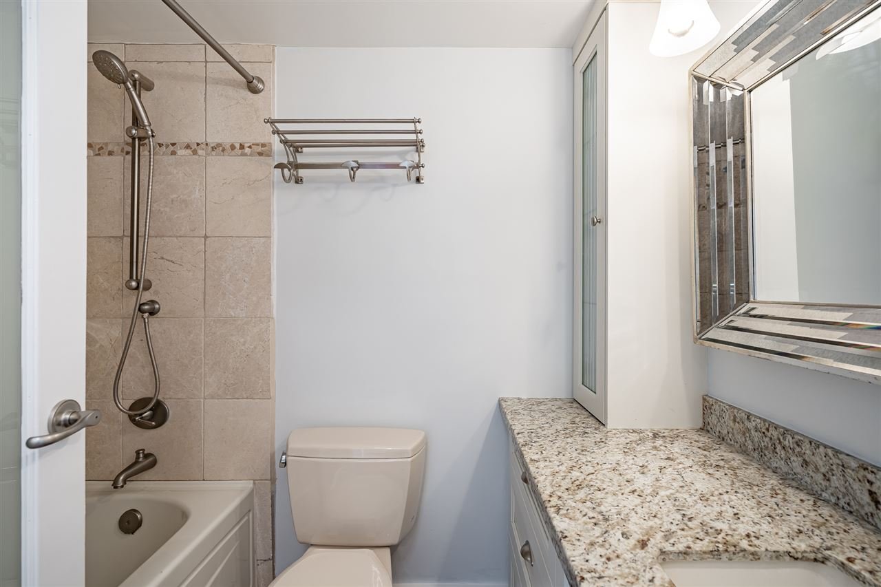 PH2-2125 York Ave