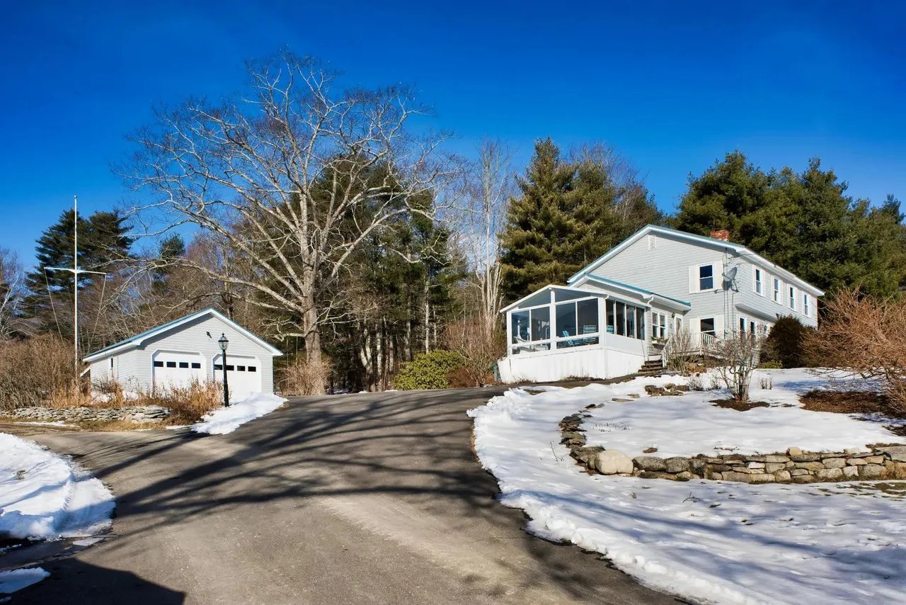 New Listing! 1537 Bunker Hill Road, Jefferson, ME 04348 -$625,000