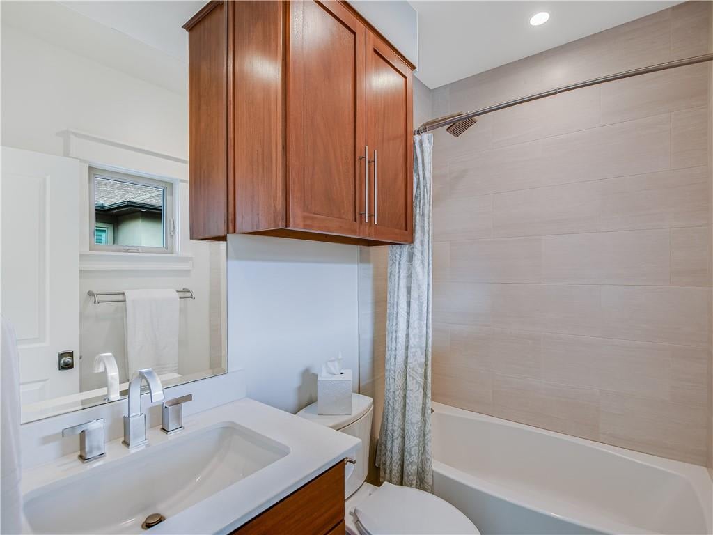 1227 Newning Ave #6