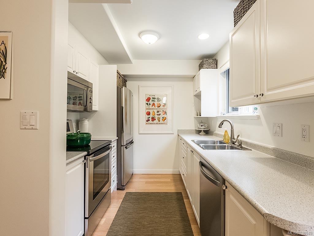 105-936 Fairfield Rd