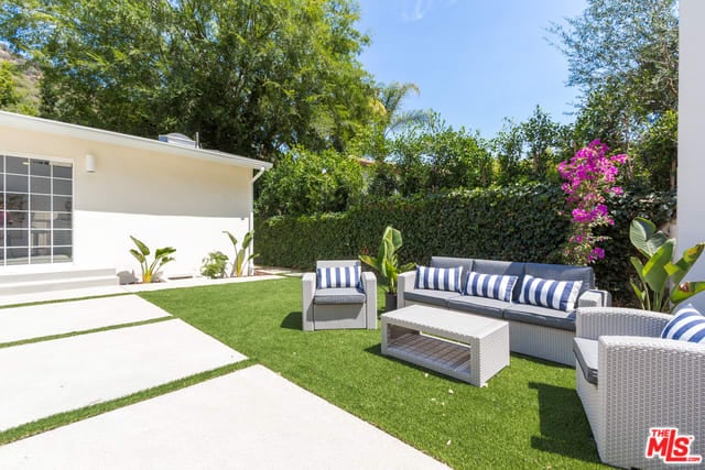 2261 Bowmont Drive