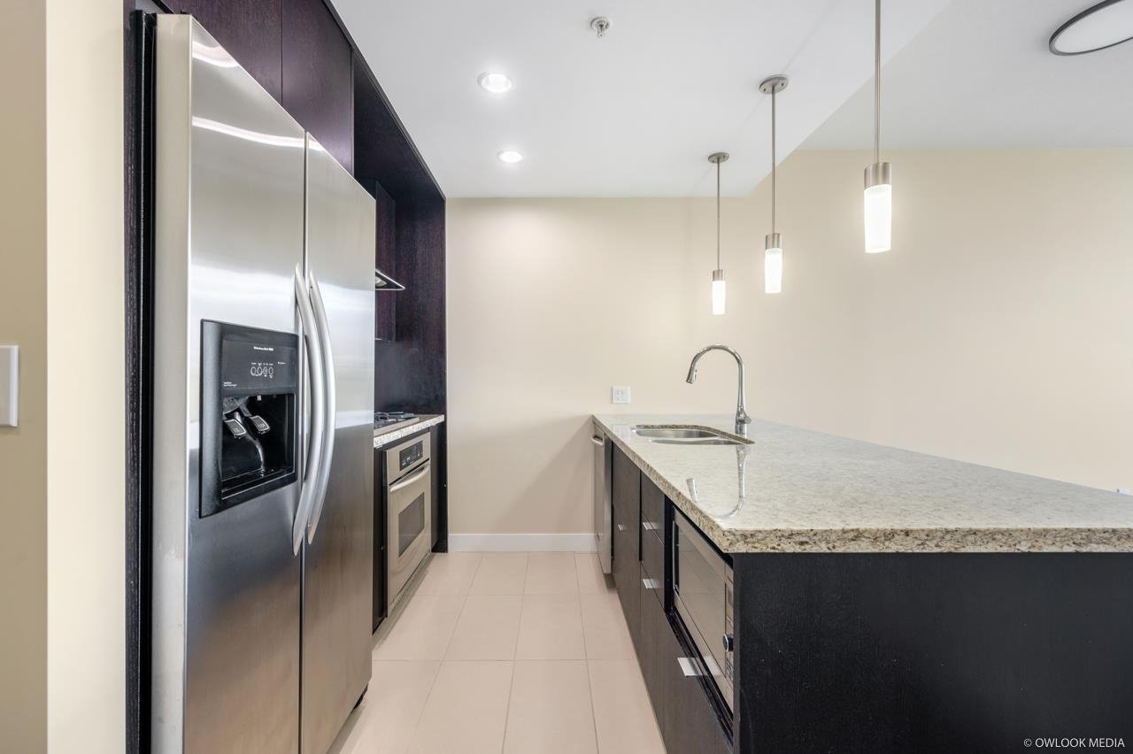 1505-7088 18th Ave